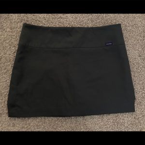 SMALLWOODS SKORT